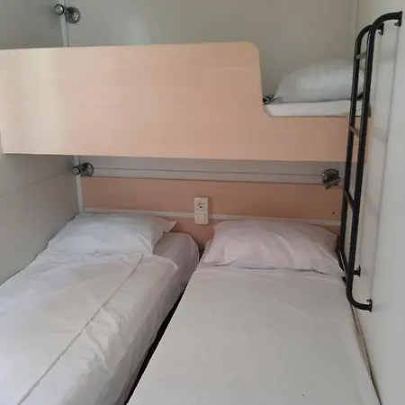 Mobilna Kucica Sime * Pakovo Selo